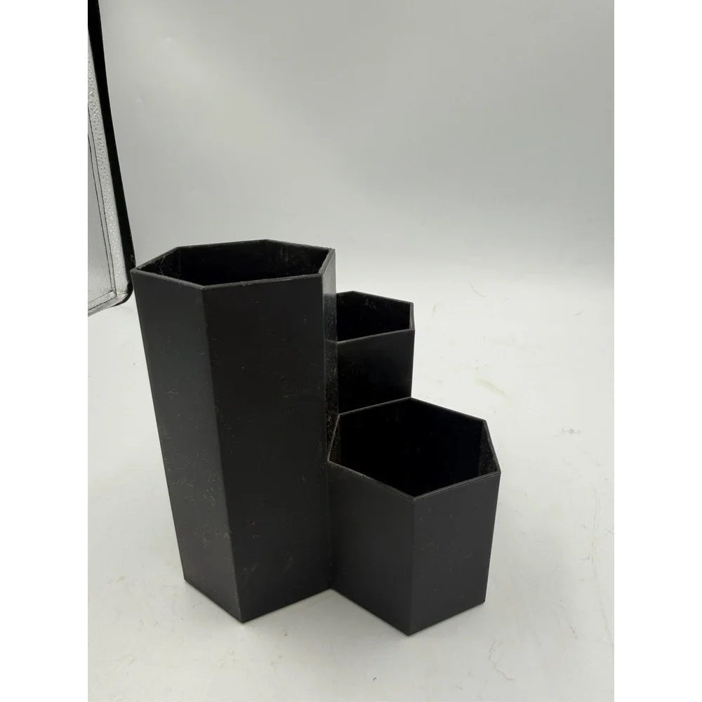 Black Plastic 3 Slot Makeup Brush Holder/Organizer, Unmarked